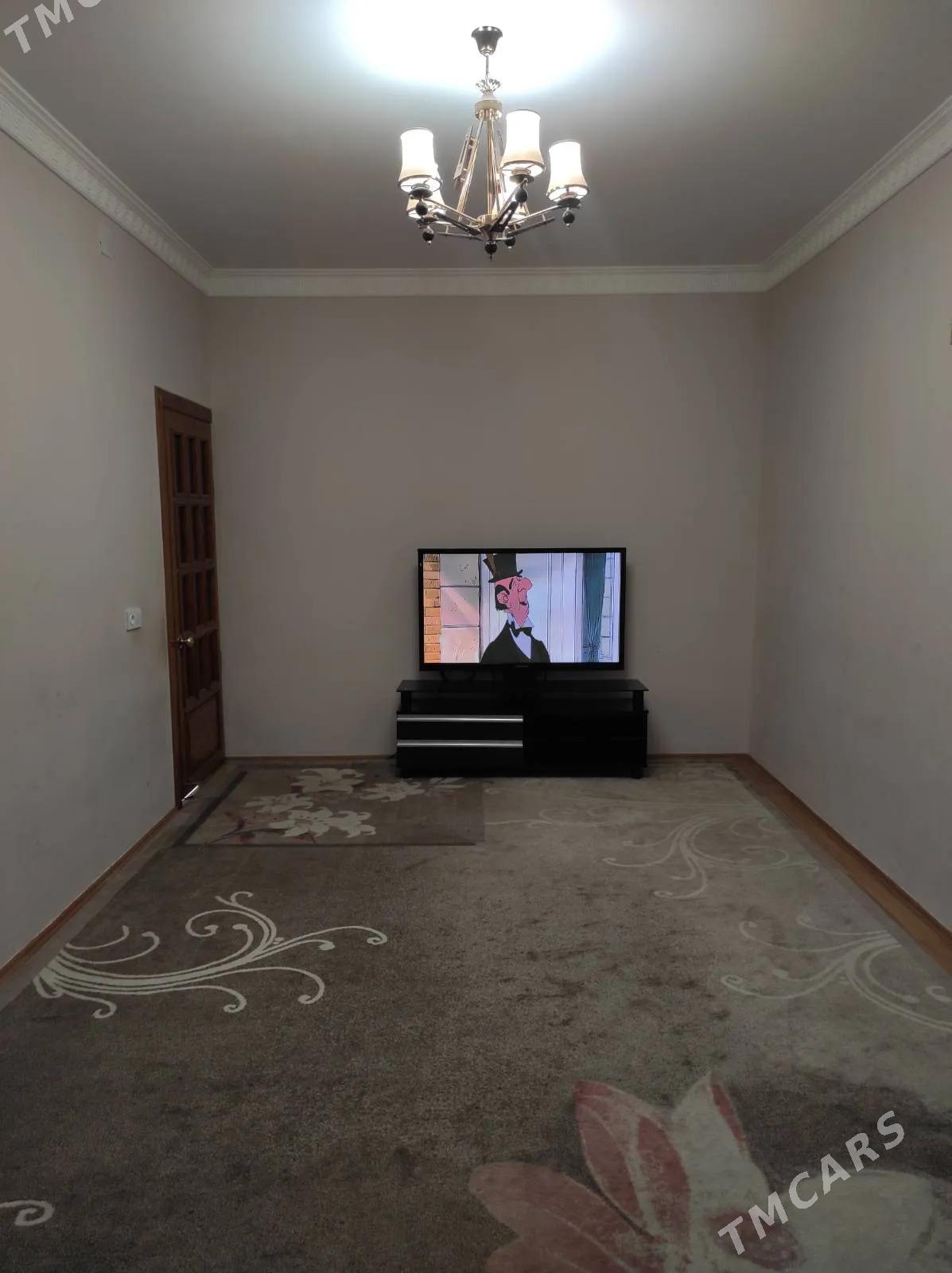 Ким-район 4ком 4/3этаж - Aşgabat - img 3