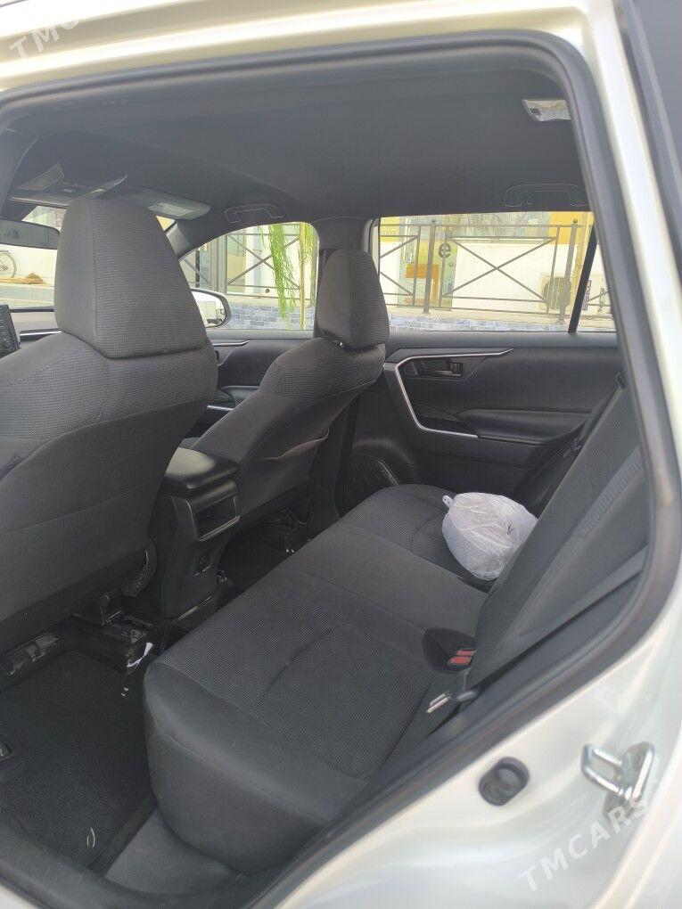 Toyota RAV4 2019 - 341 000 TMT - Мир 2 - img 4