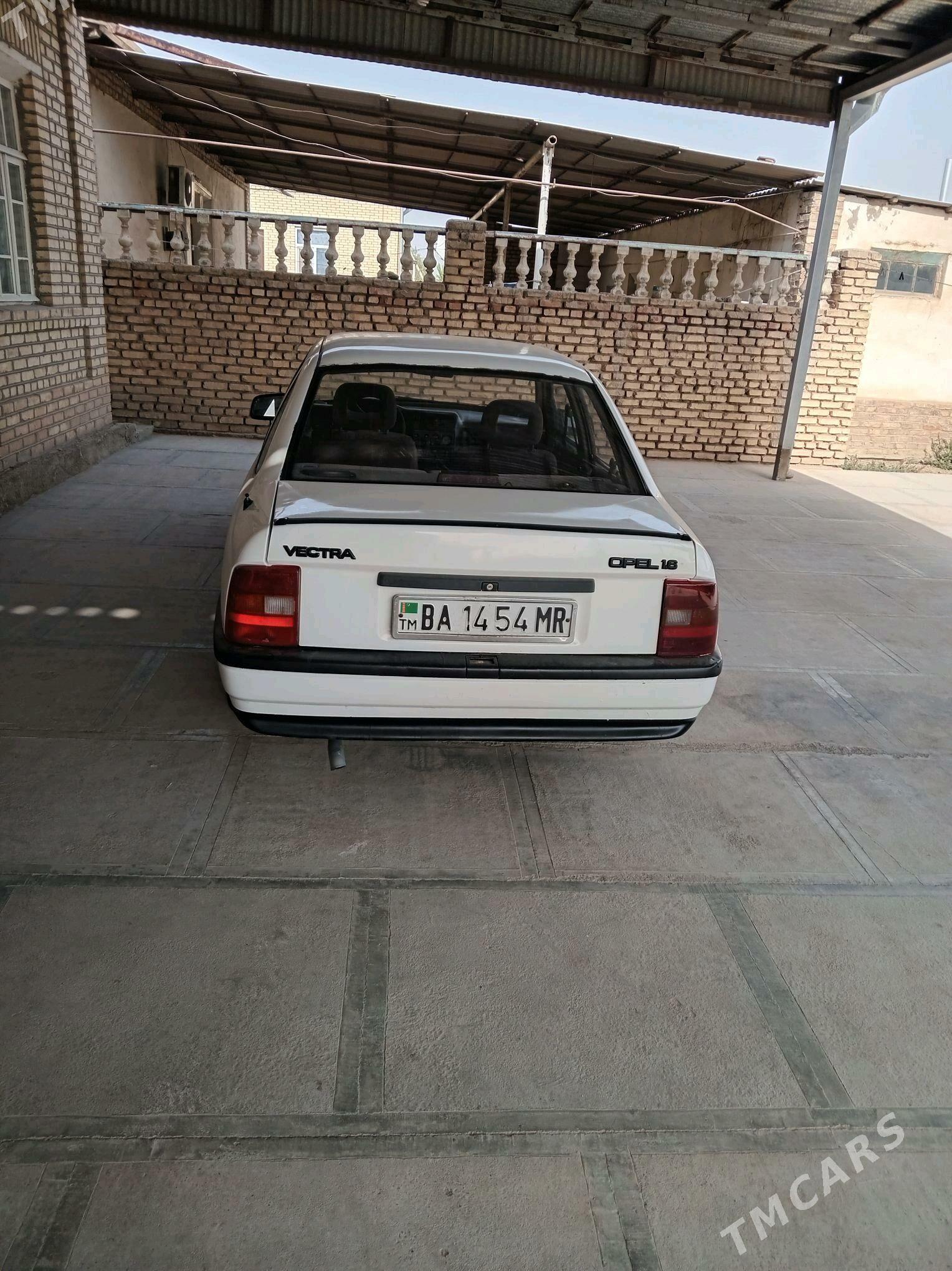 Opel Vectra 1991 - 32 000 TMT - Wekilbazar - img 1