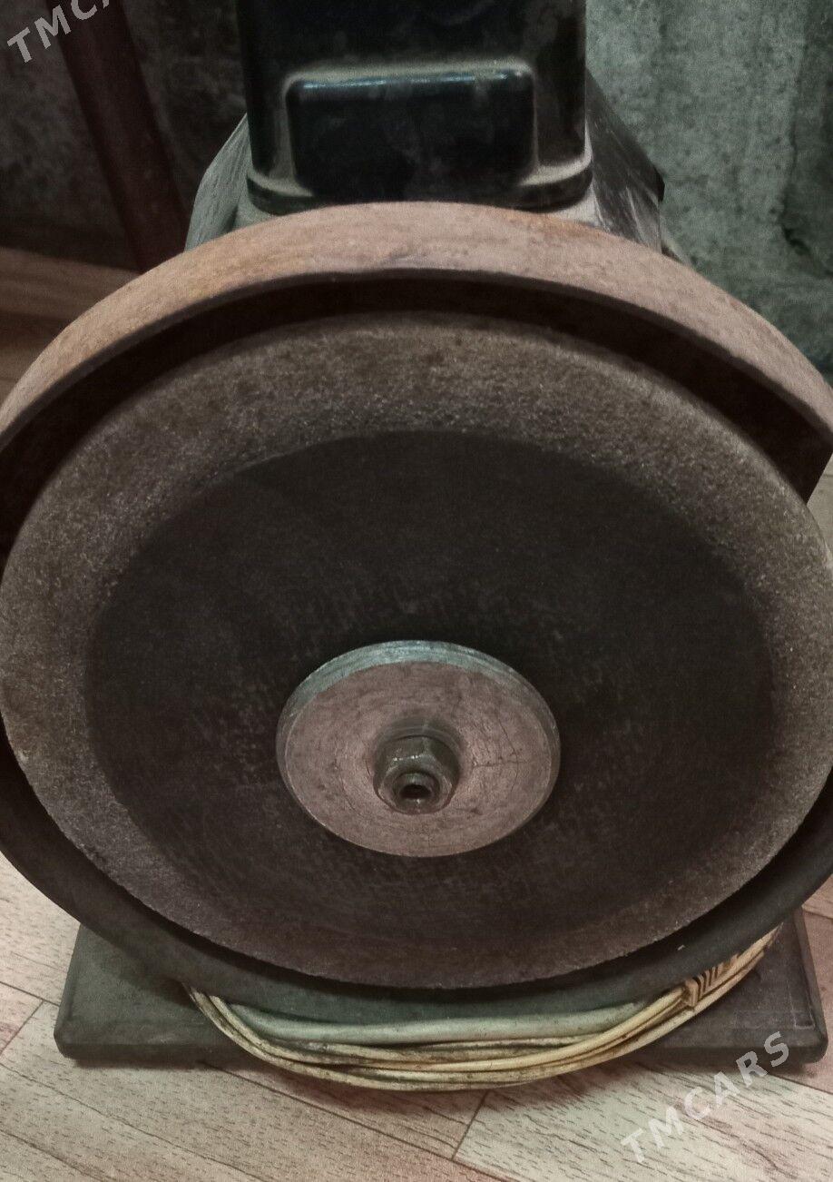 Точильный камень. - Mary - img 1