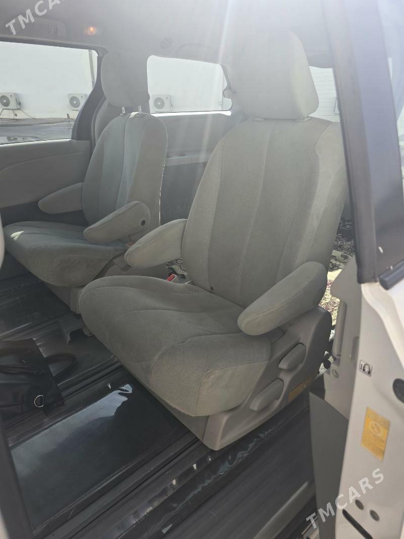 Toyota Sienna 2014 - 350 000 TMT - Änew - img 3