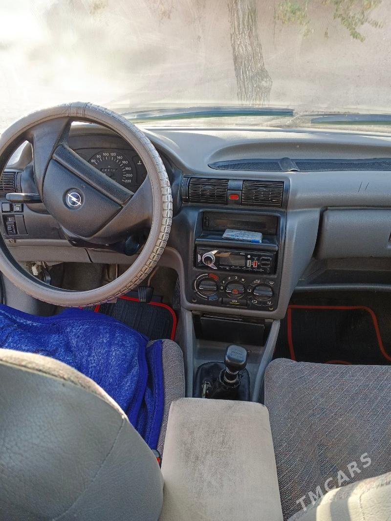 Opel Astra 1993 - 40 000 TMT - Кёнеургенч - img 2