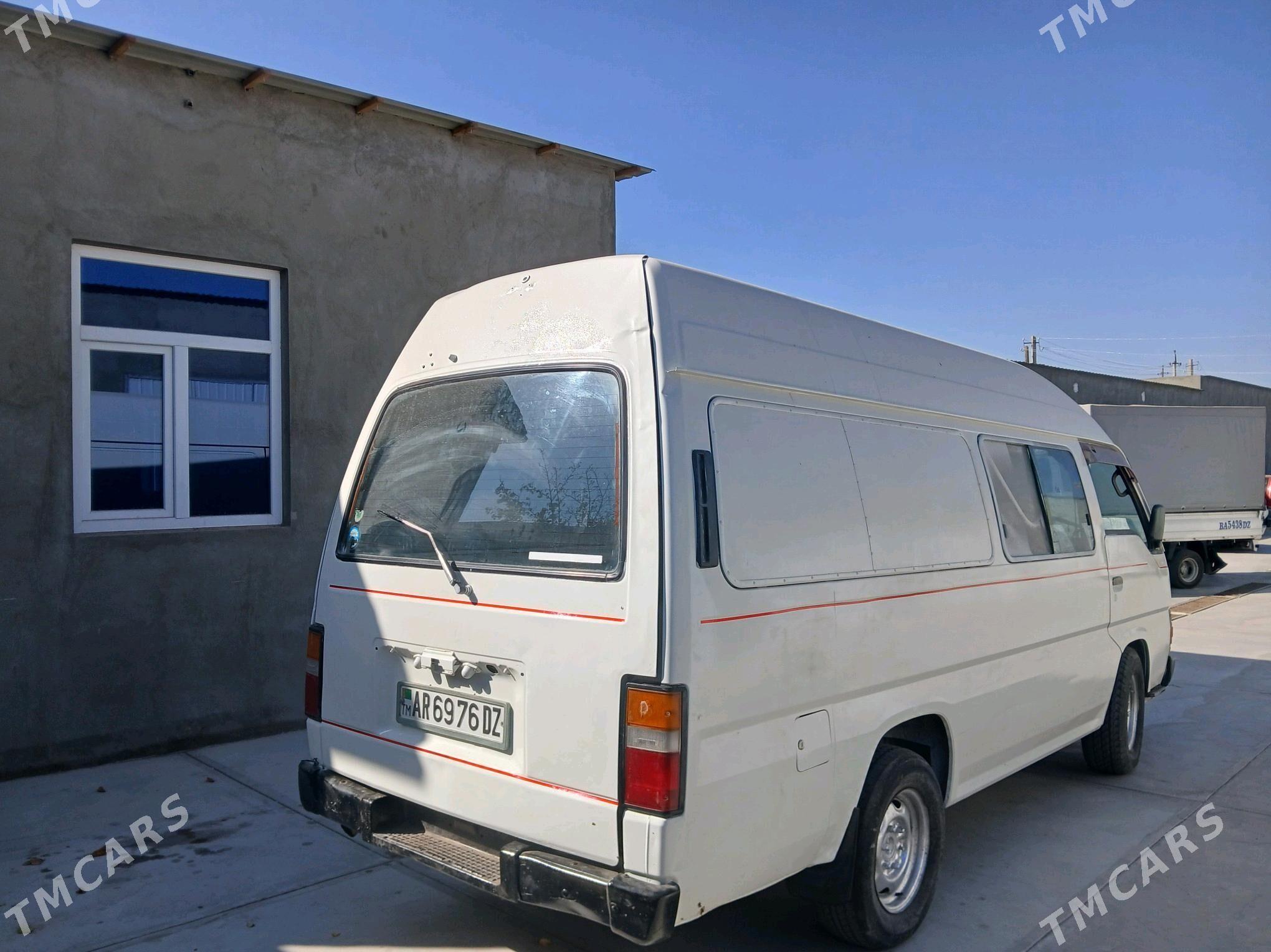 Toyota Hiace 1994 - 38 000 TMT - Гороглы (Тагта) - img 2