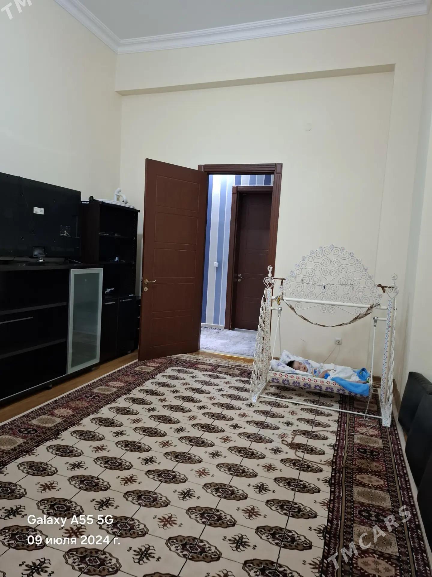 Elitka Moskowski 4 Kom 210m - Moskowskiý köç. (10 ýyl abadançylyk şaýoly) - img 10