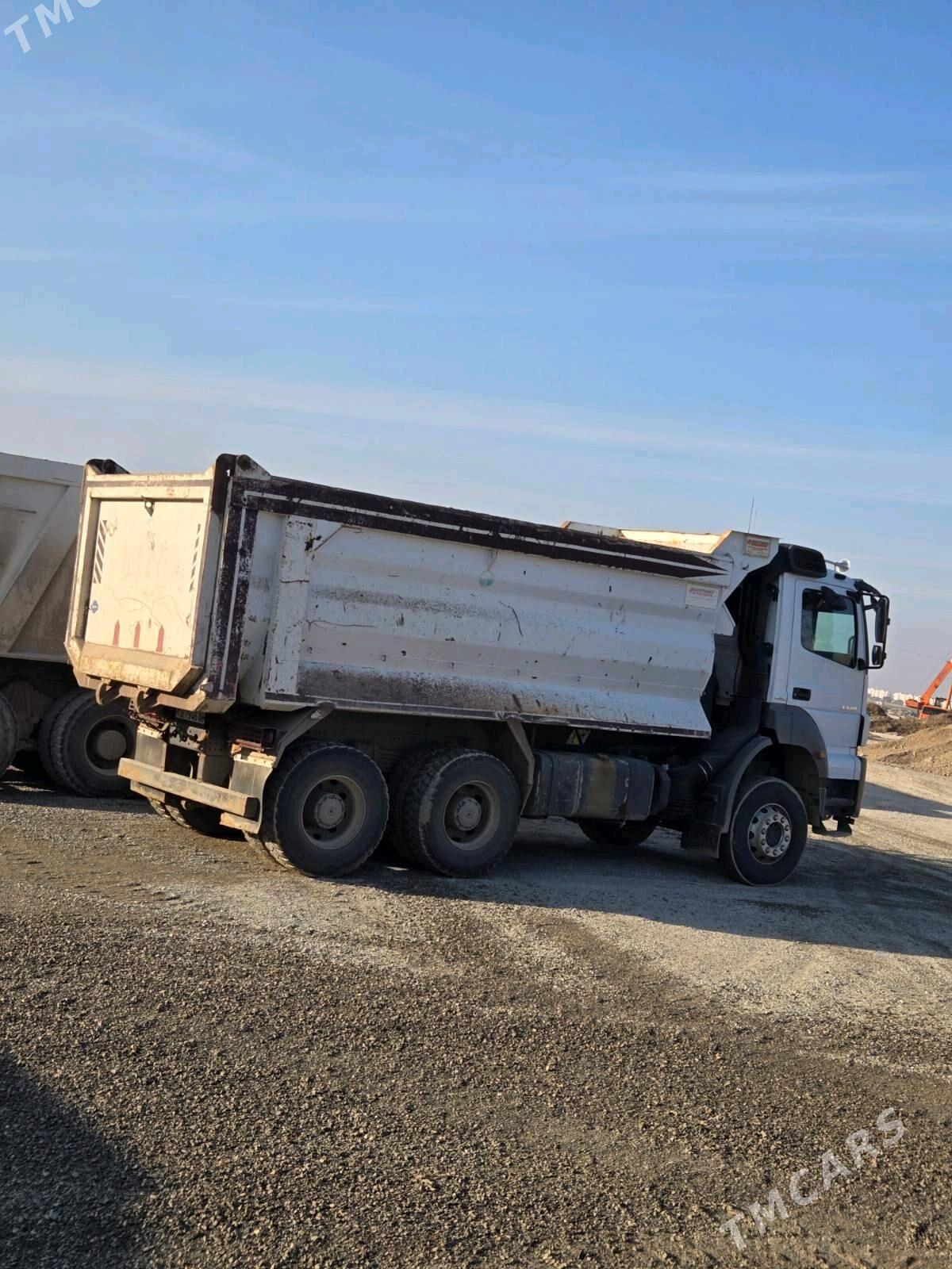 Mercedes-Benz ACTROS 3331 2014 - 700 000 TMT - Gökdepe - img 4