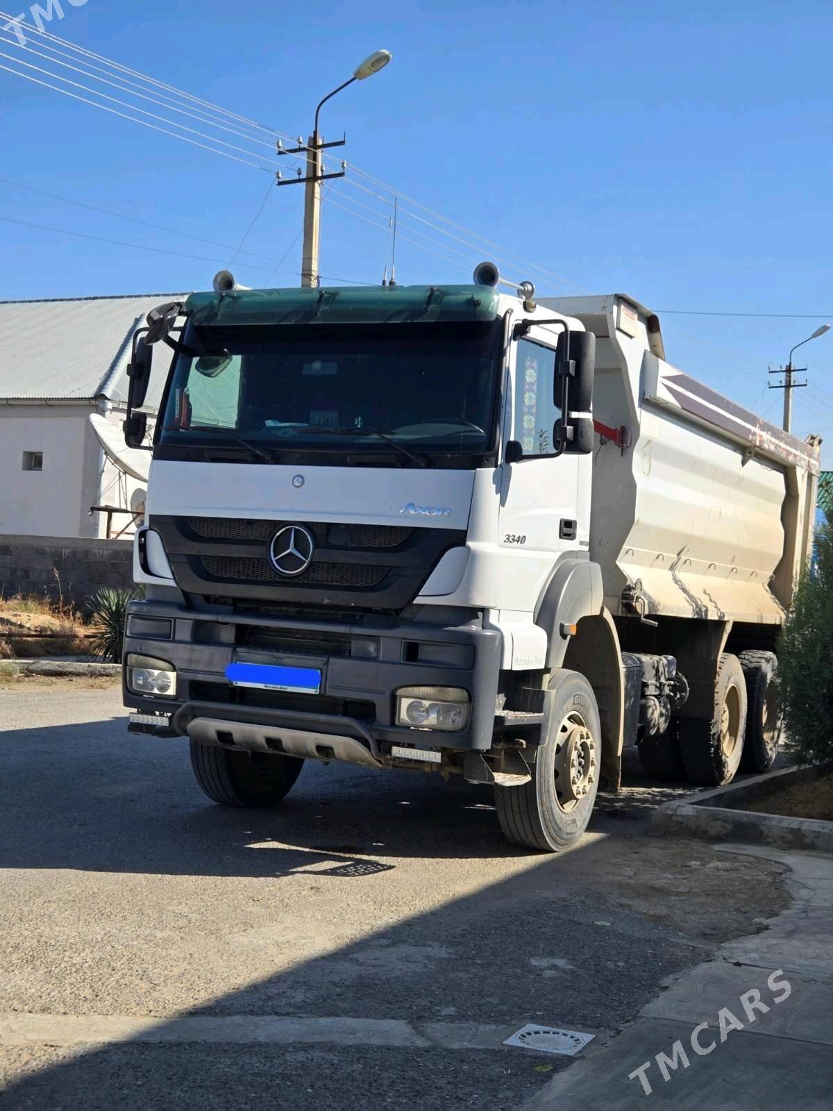 Mercedes-Benz ACTROS 3331 2014 - 700 000 TMT - Gökdepe - img 3