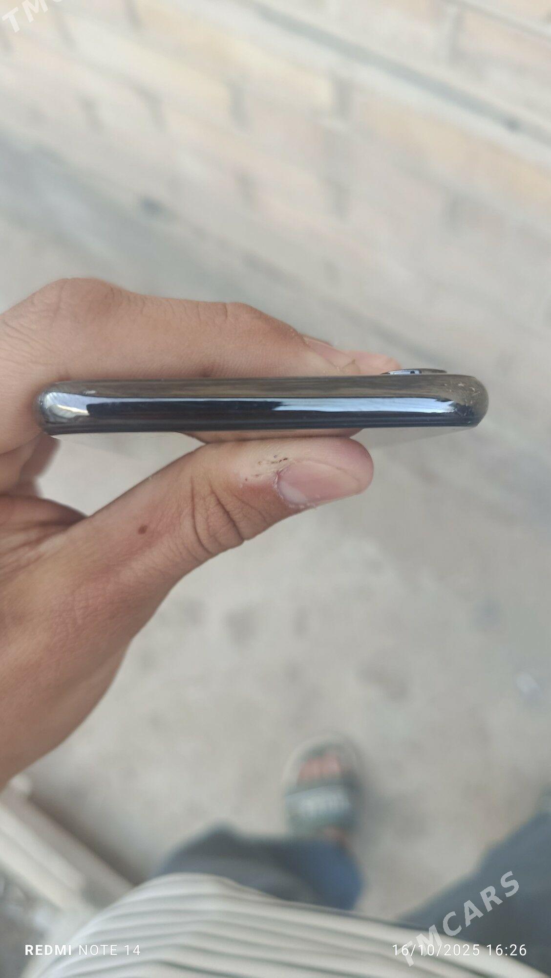 iPhone x LL/A - Mary - img 1