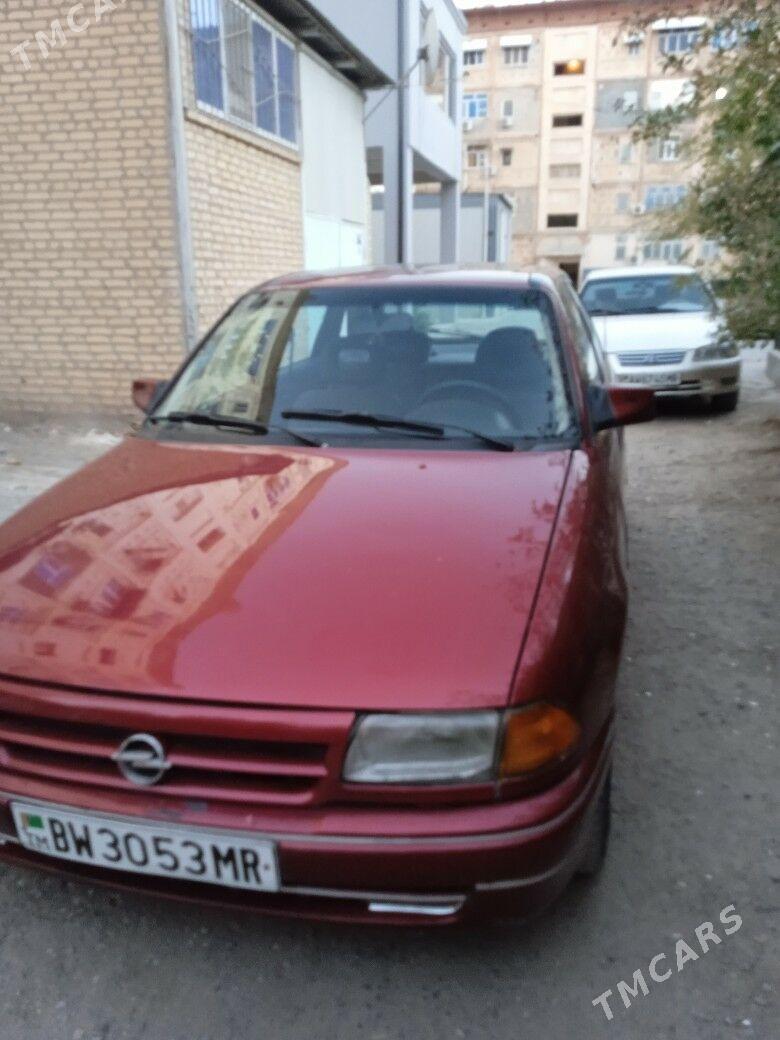 Opel Astra 1992 - 50 000 TMT - Mary - img 3