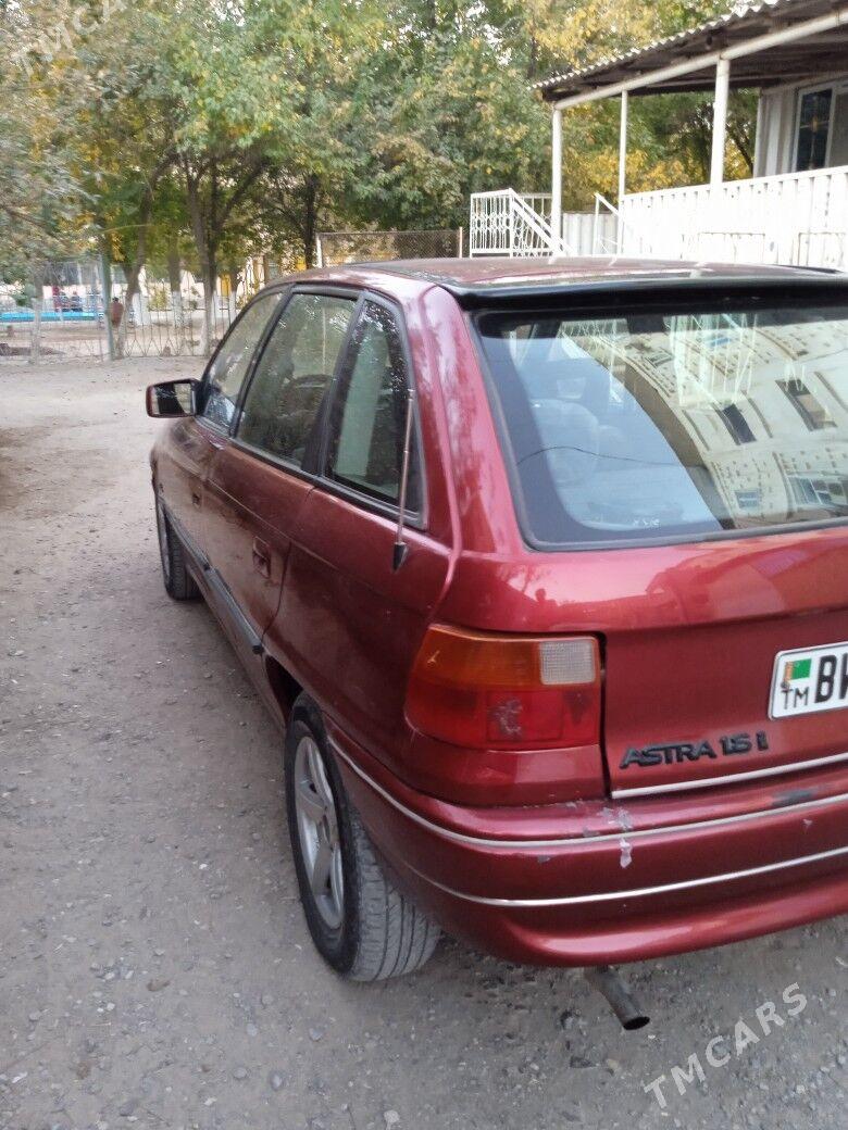 Opel Astra 1992 - 50 000 TMT - Mary - img 4