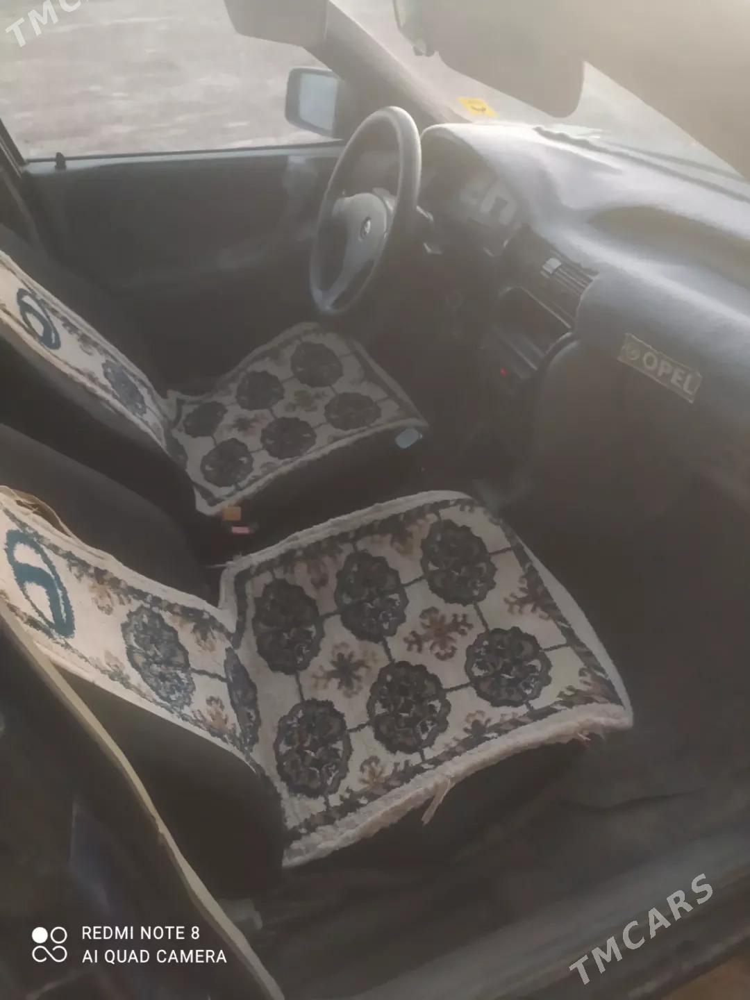 Opel Astra 1993 - 45 000 TMT - Дашогуз - img 2