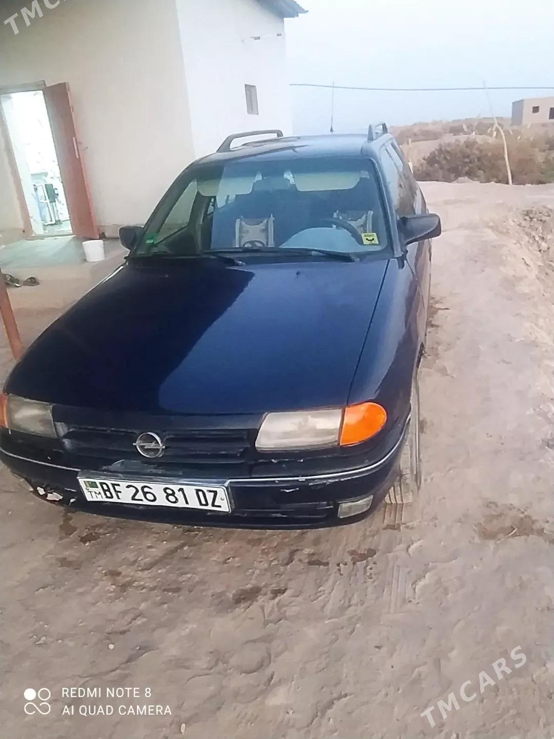 Opel Astra 1993 - 45 000 TMT - Дашогуз - img 6