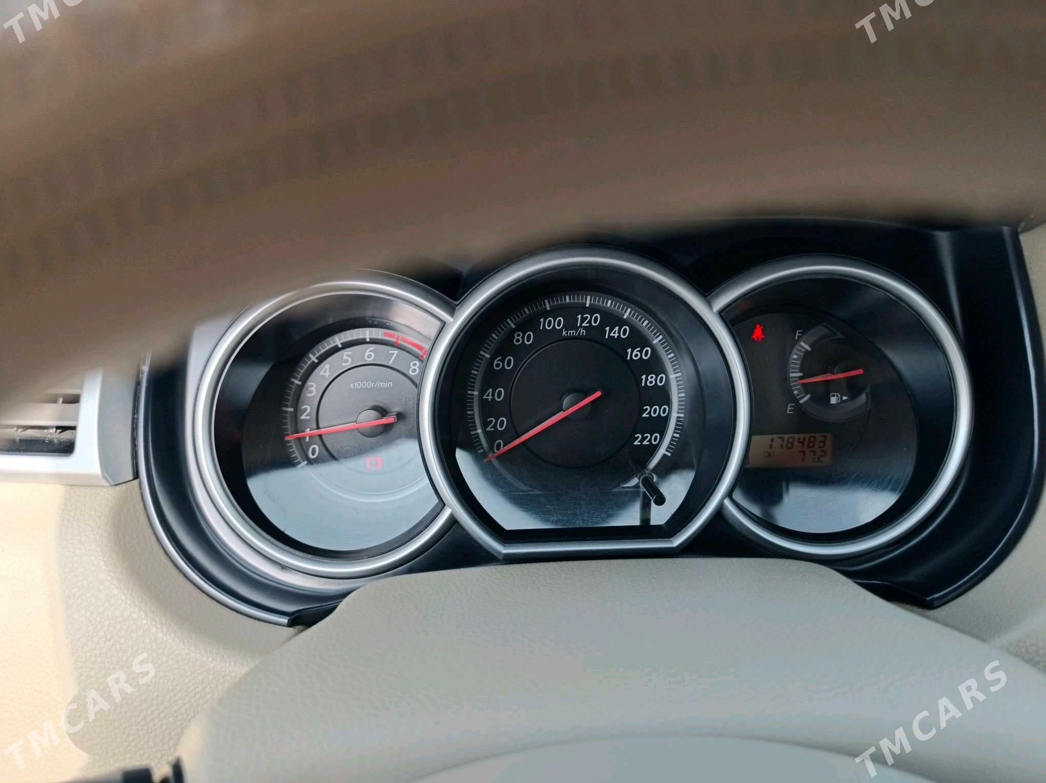 Nissan Tiida 2010 - 165 000 TMT - Aşgabat - img 2