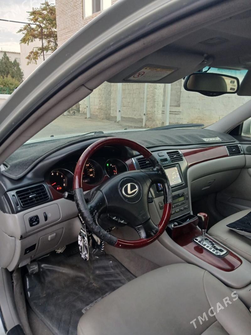 Lexus ES 300 2003 - 180 000 TMT - Türkmenbaşy - img 1