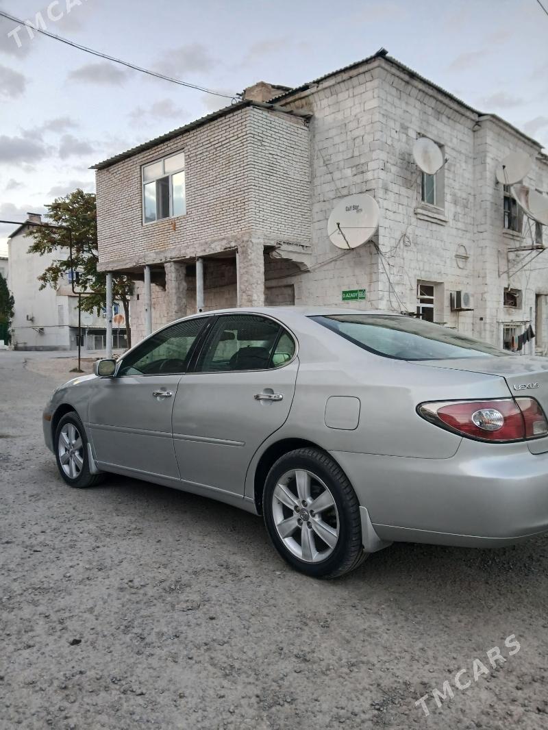Lexus ES 300 2003 - 180 000 TMT - Türkmenbaşy - img 3