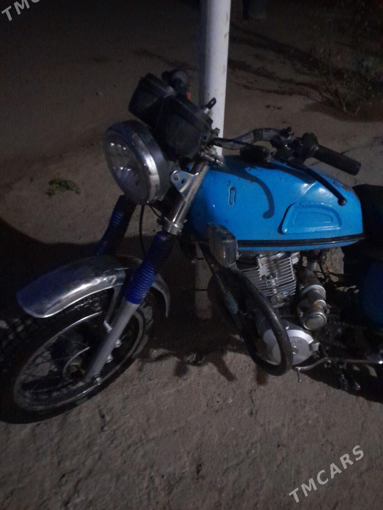 Jawa 300 2025 - 7 400 TMT - Ёлётен - img 2