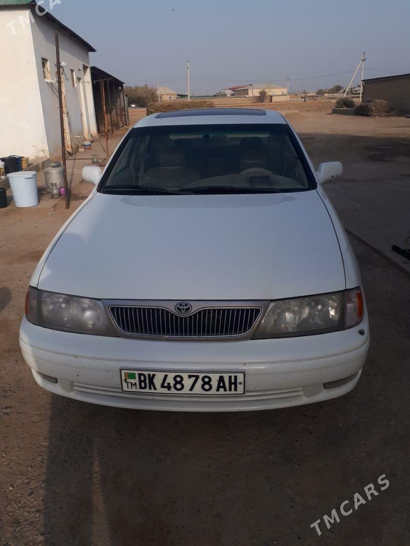 Toyota Avalon 1998 - 135 000 TMT - Бабадайхан - img 1