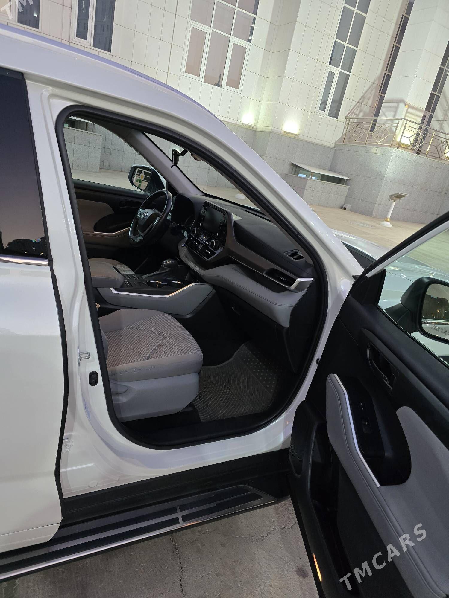 Toyota Highlander 2022 - 530 000 TMT - Gurtly - img 2