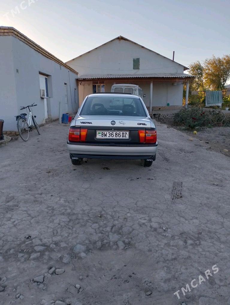 Opel Vectra 1990 - 45 000 TMT - Гороглы (Тагта) - img 3