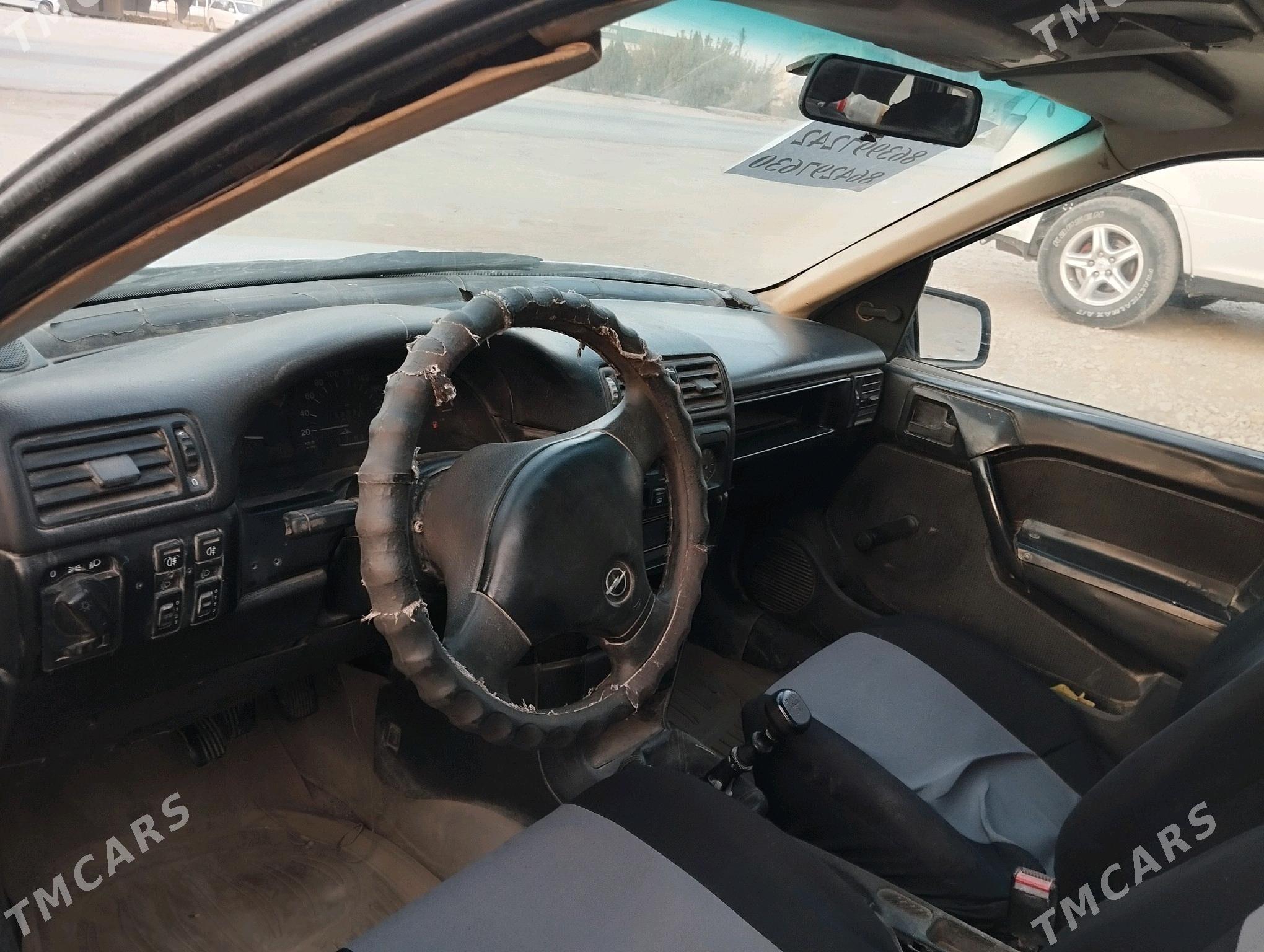 Opel Vectra 1991 - 27 000 TMT - Köýtendag - img 8