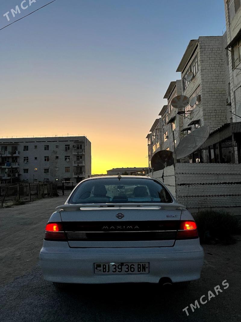 Nissan Maxima 1997 - 62 000 TMT - Карабогаз - img 7