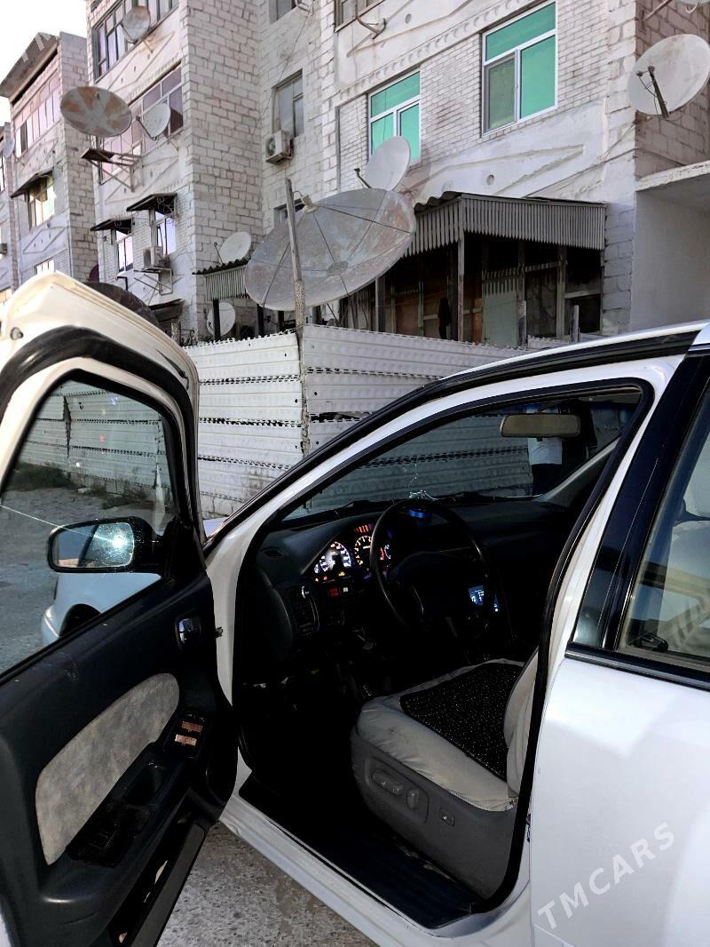 Nissan Maxima 1997 - 62 000 TMT - Карабогаз - img 9