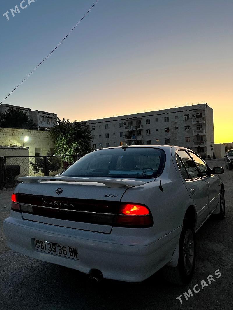 Nissan Maxima 1997 - 62 000 TMT - Карабогаз - img 10