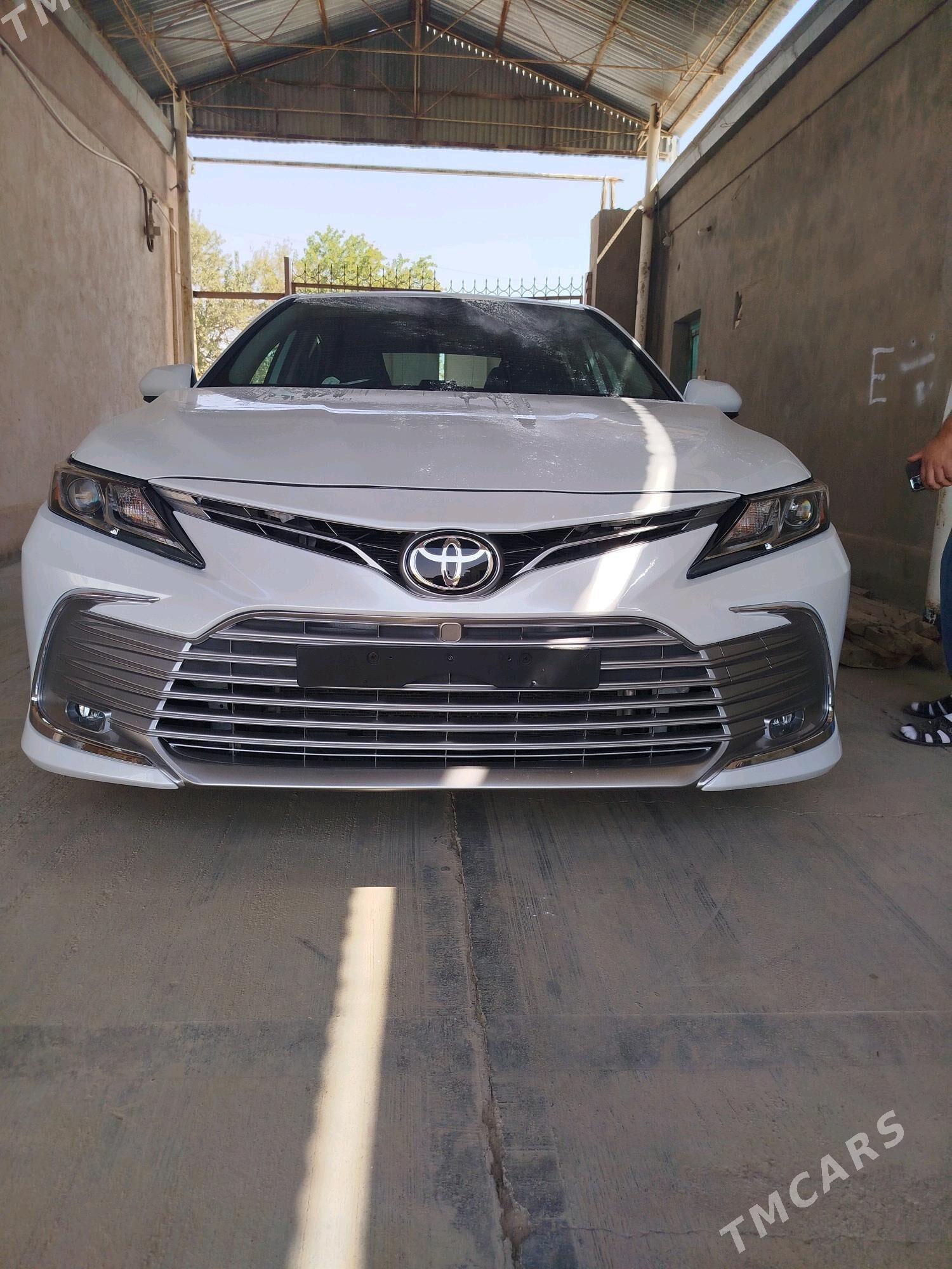 Toyota Camry 2022 - 330 000 TMT - 30 mkr - img 1