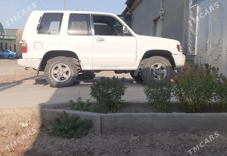 Isuzu Trooper 1999 - 30 000 TMT - Дашогуз - img 3