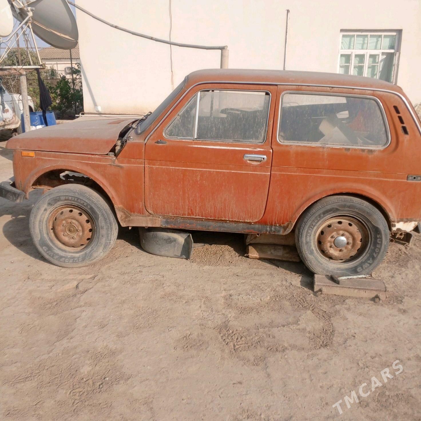 Lada Niva 1988 - 12 000 TMT - Этрек - img 1