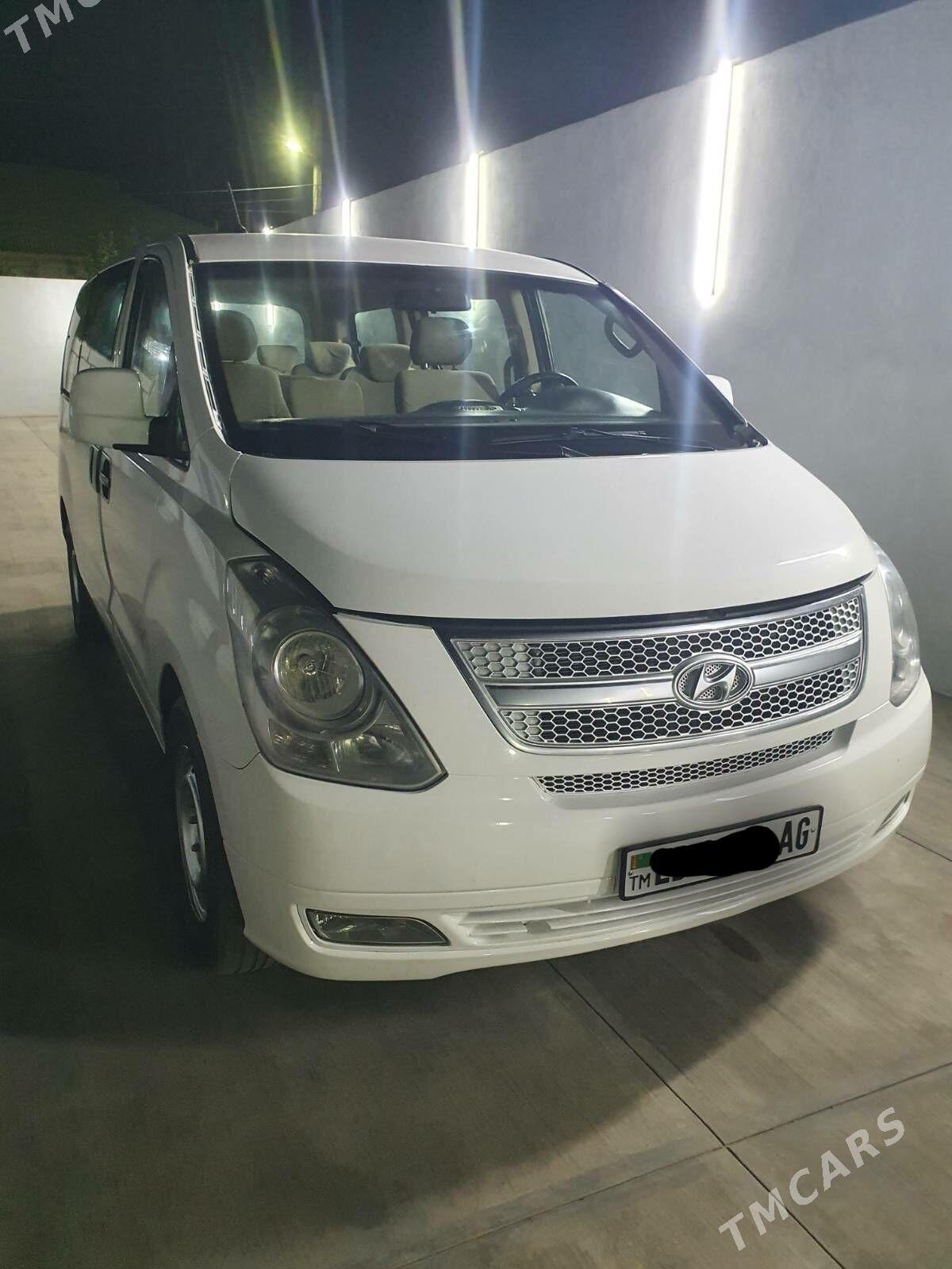 Hyundai H-1 2011 - 160 000 TMT - Büzmeýin - img 2