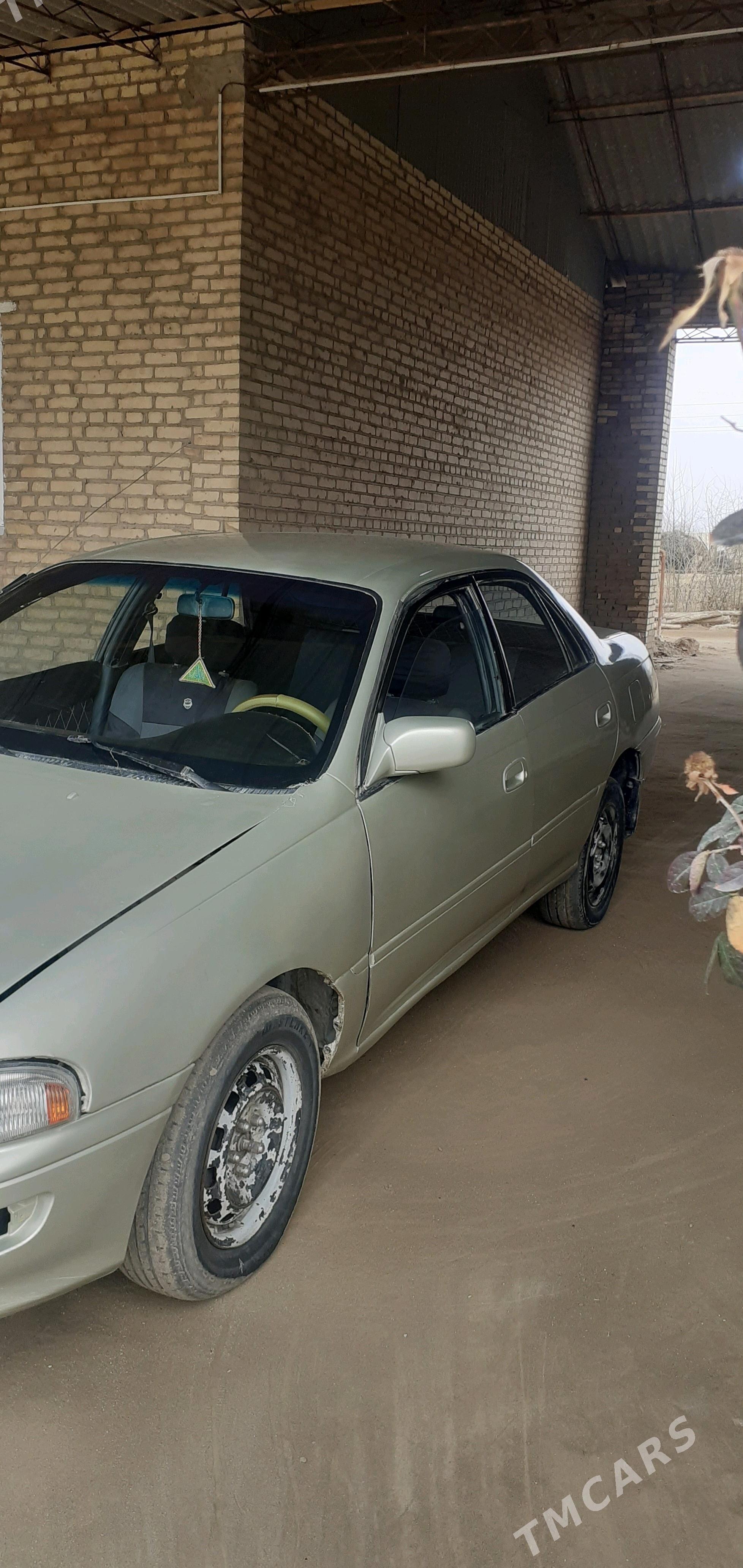 Toyota Carina 1994 - 30 000 TMT - Керки - img 4