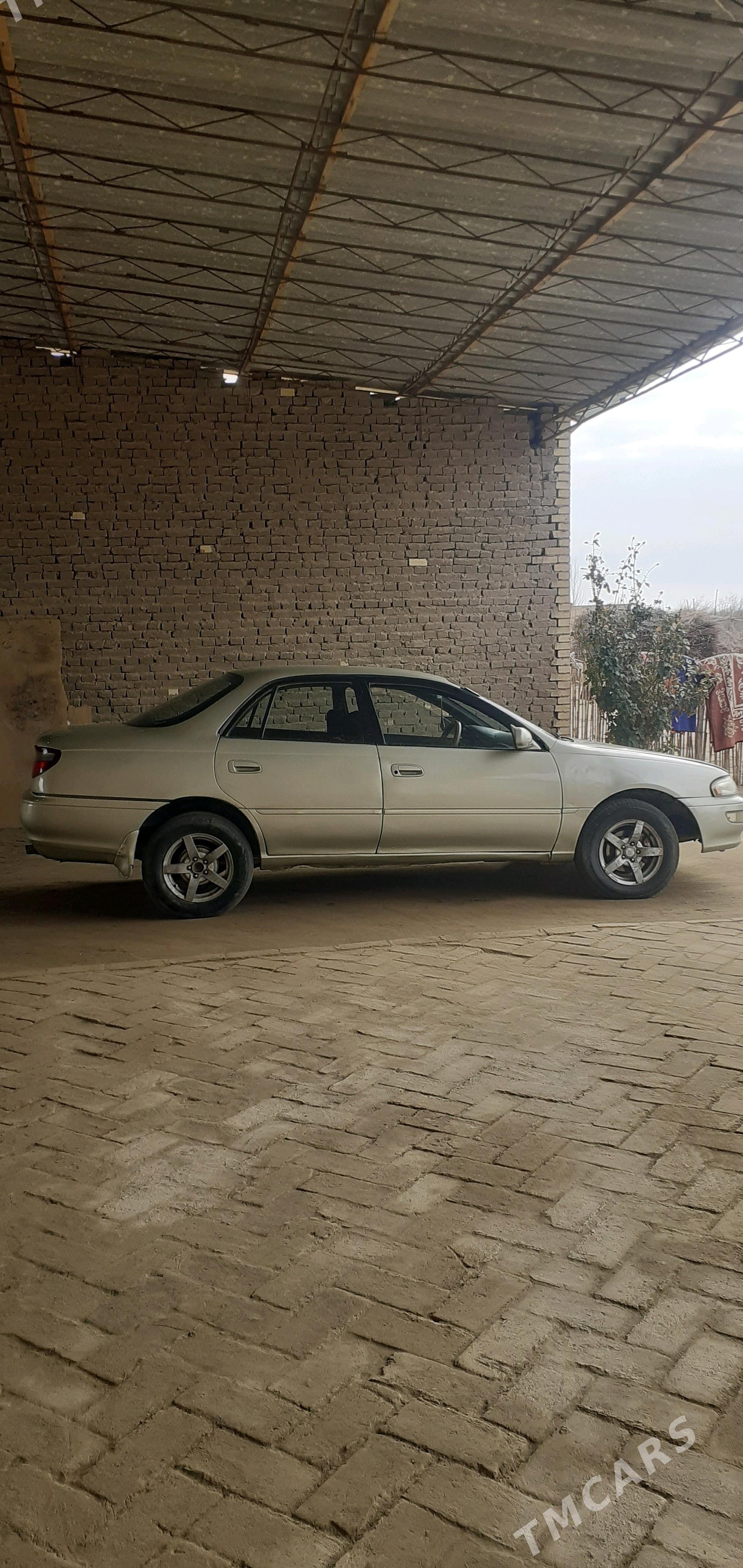 Toyota Carina 1994 - 30 000 TMT - Керки - img 3