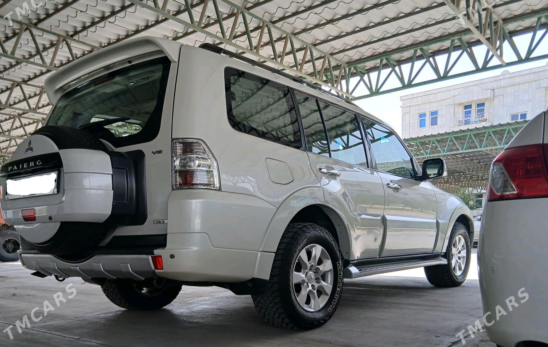 Mitsubishi Pajero 2013 - 290 000 TMT - Район ст. Аэропорта, ул. Гагарина - img 4