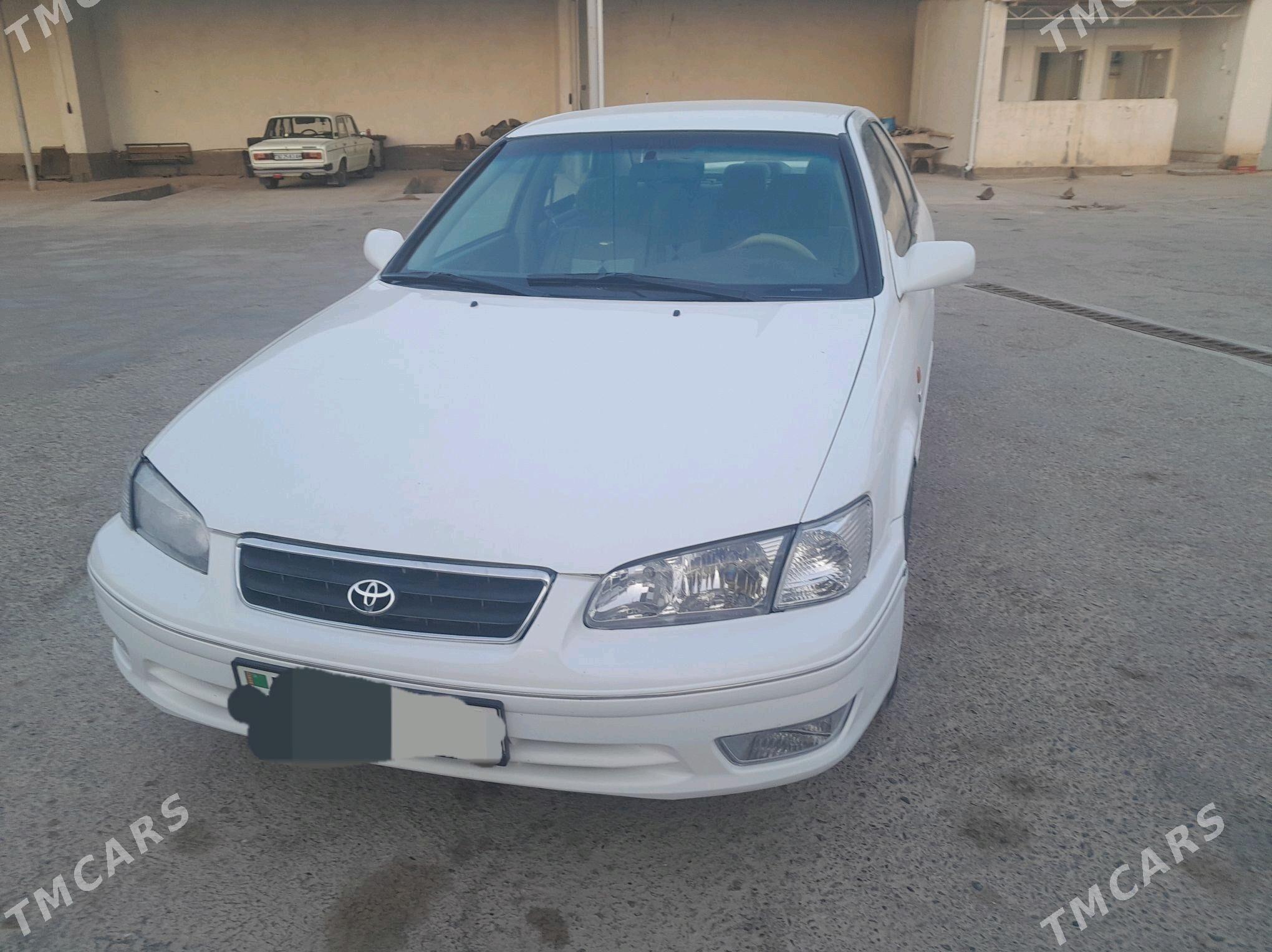 Toyota Camry 2000 - 117 000 TMT - Теджен - img 3