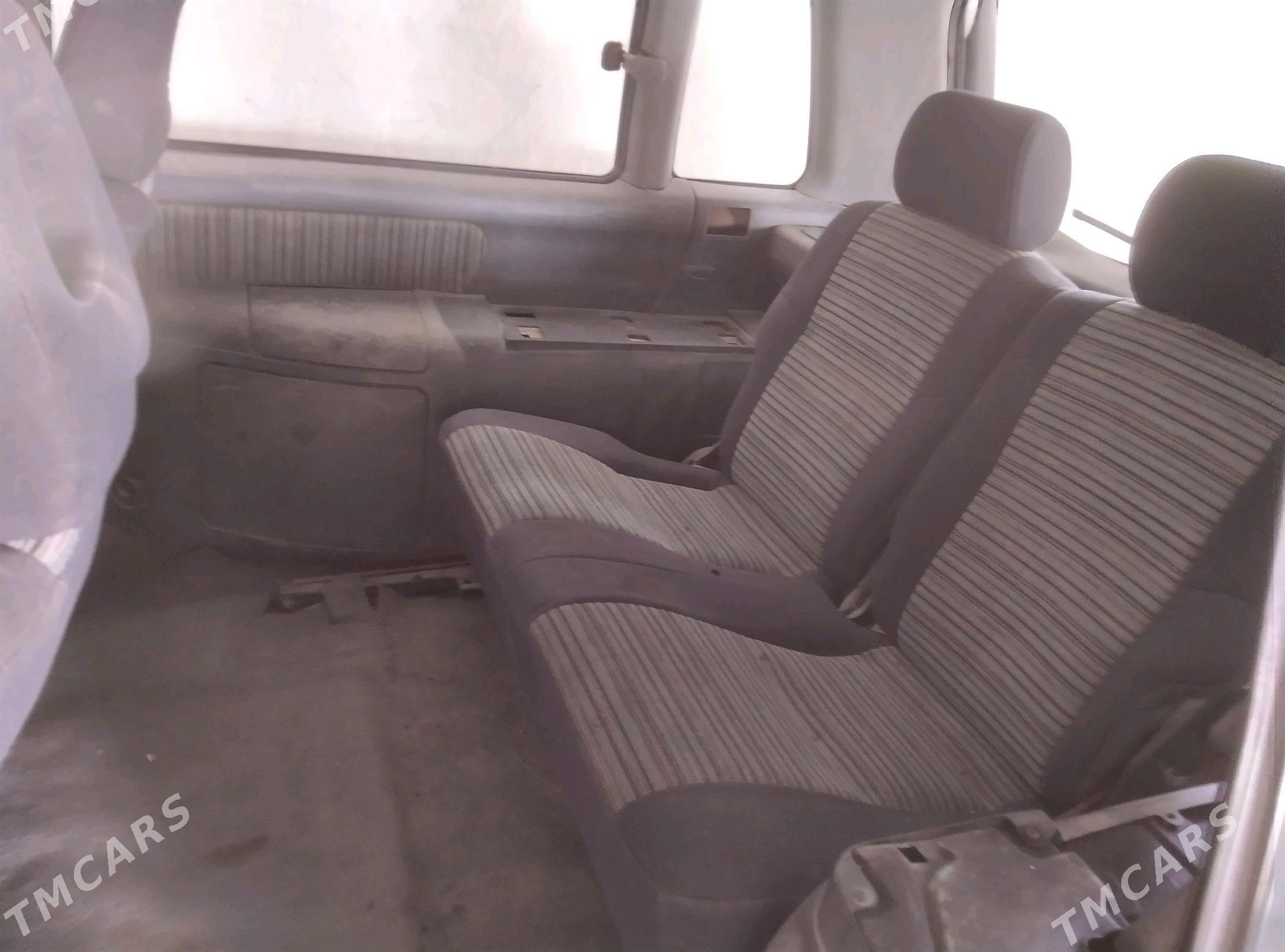 Mitsubishi RVR 1996 - 18 000 TMT - Ýaşlyk - img 5