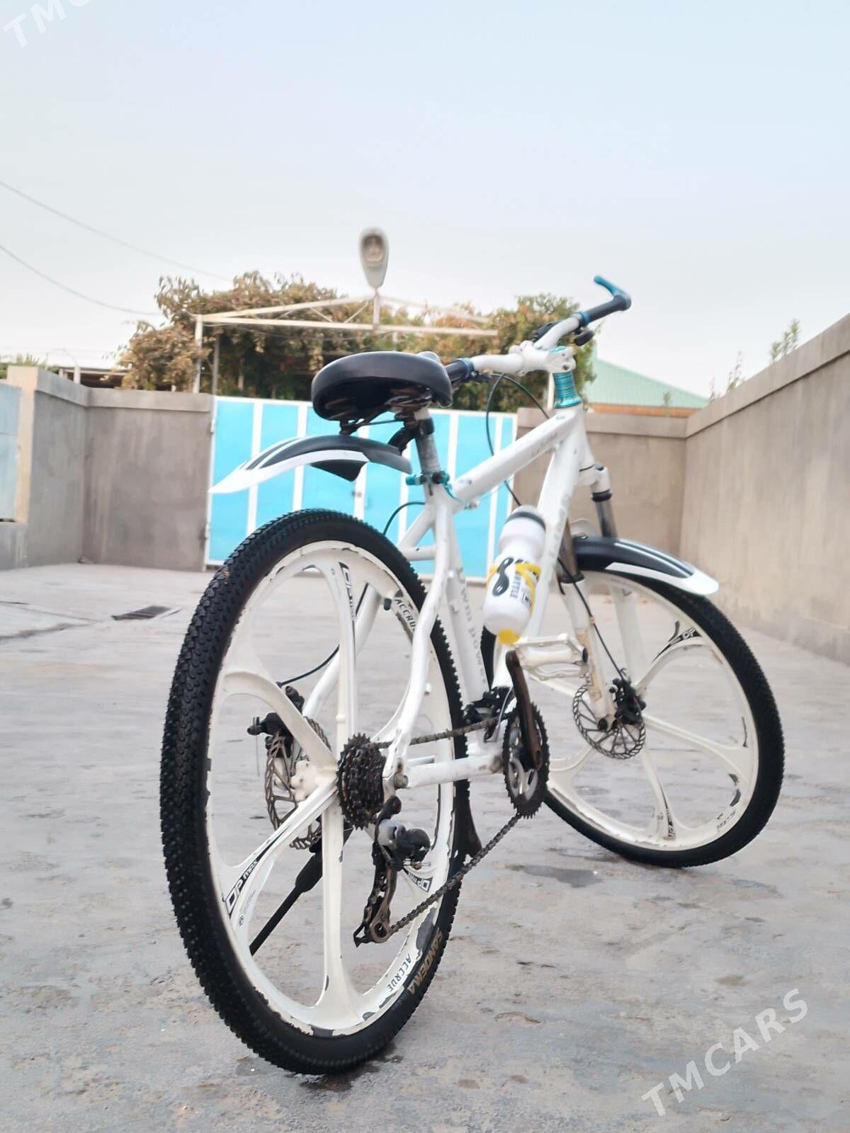 BMW TIGIR - Ашхабад - img 3