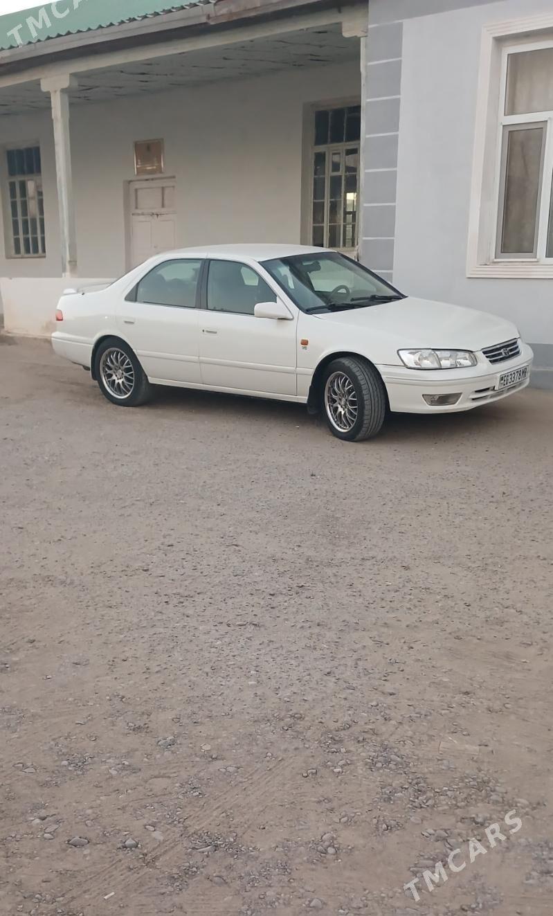 Toyota Camry 2000 - 145 000 TMT - Мары - img 1