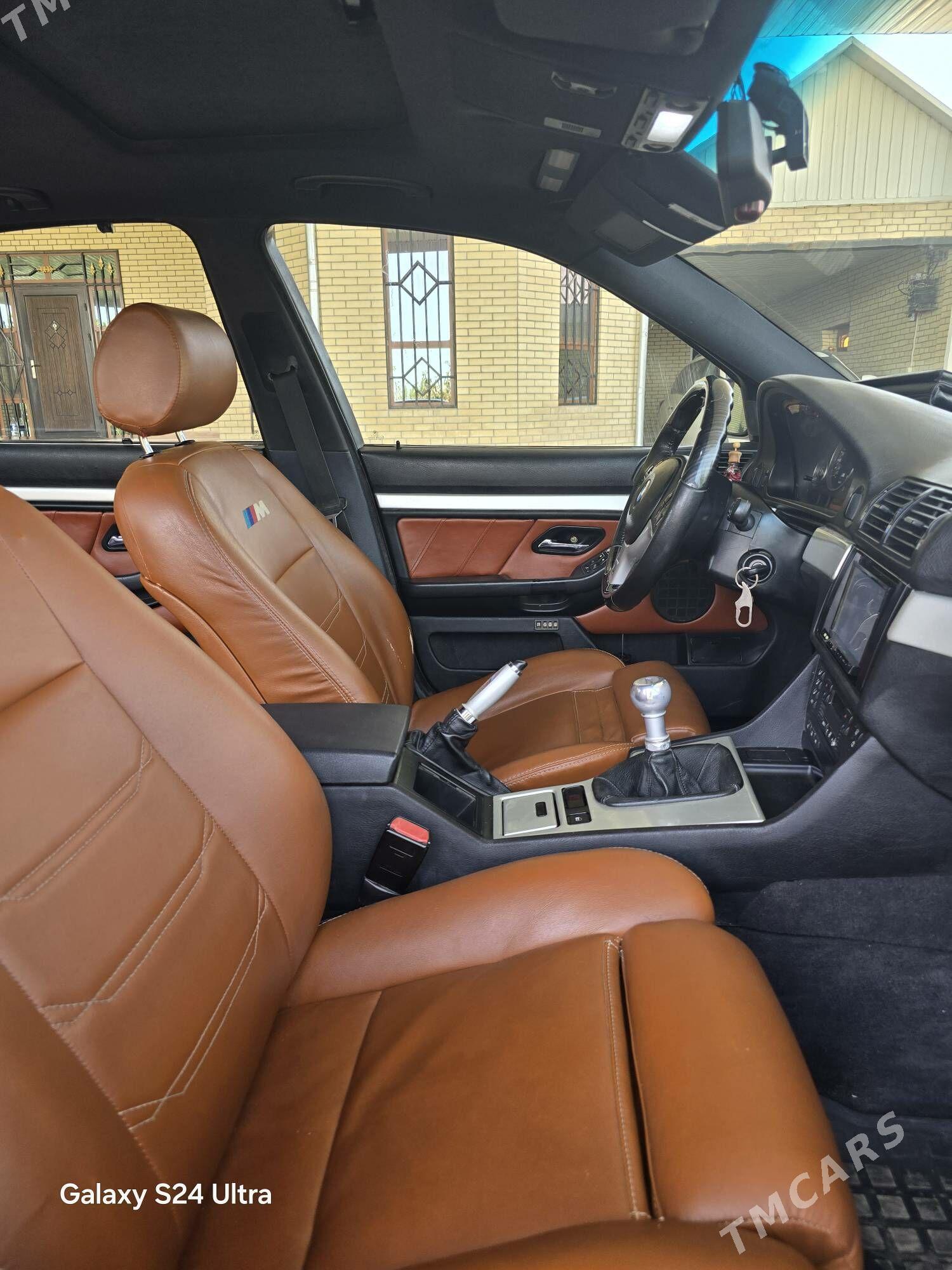 BMW E39 2002 - 115 000 TMT - Мары - img 3