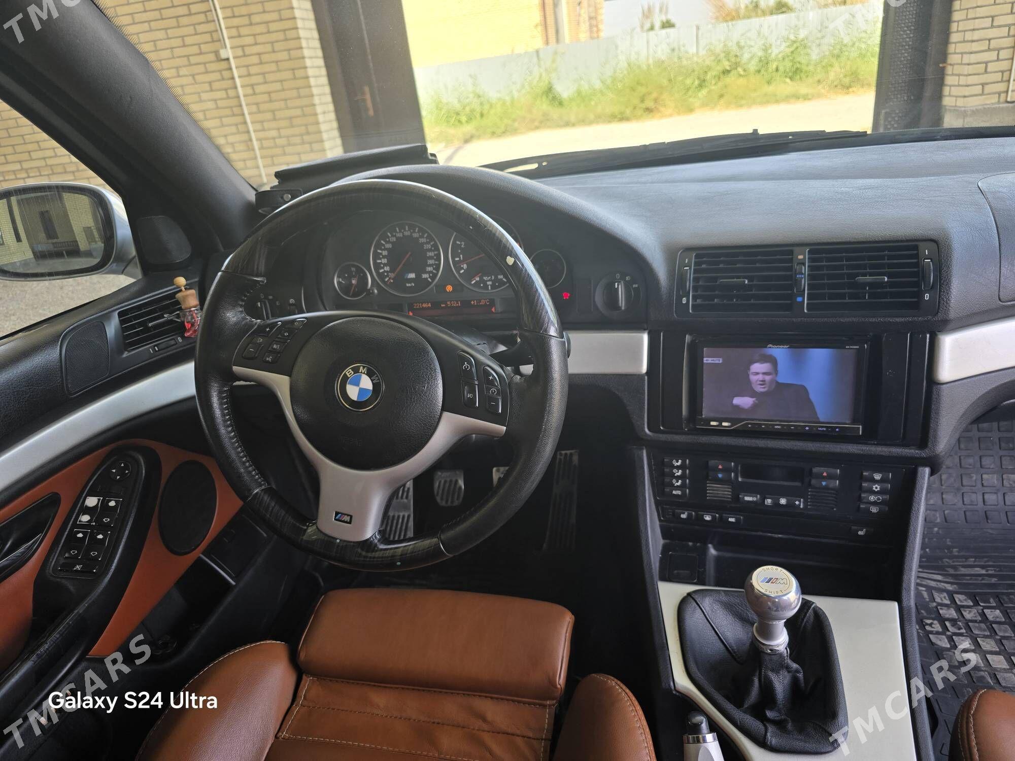 BMW E39 2002 - 115 000 TMT - Мары - img 2