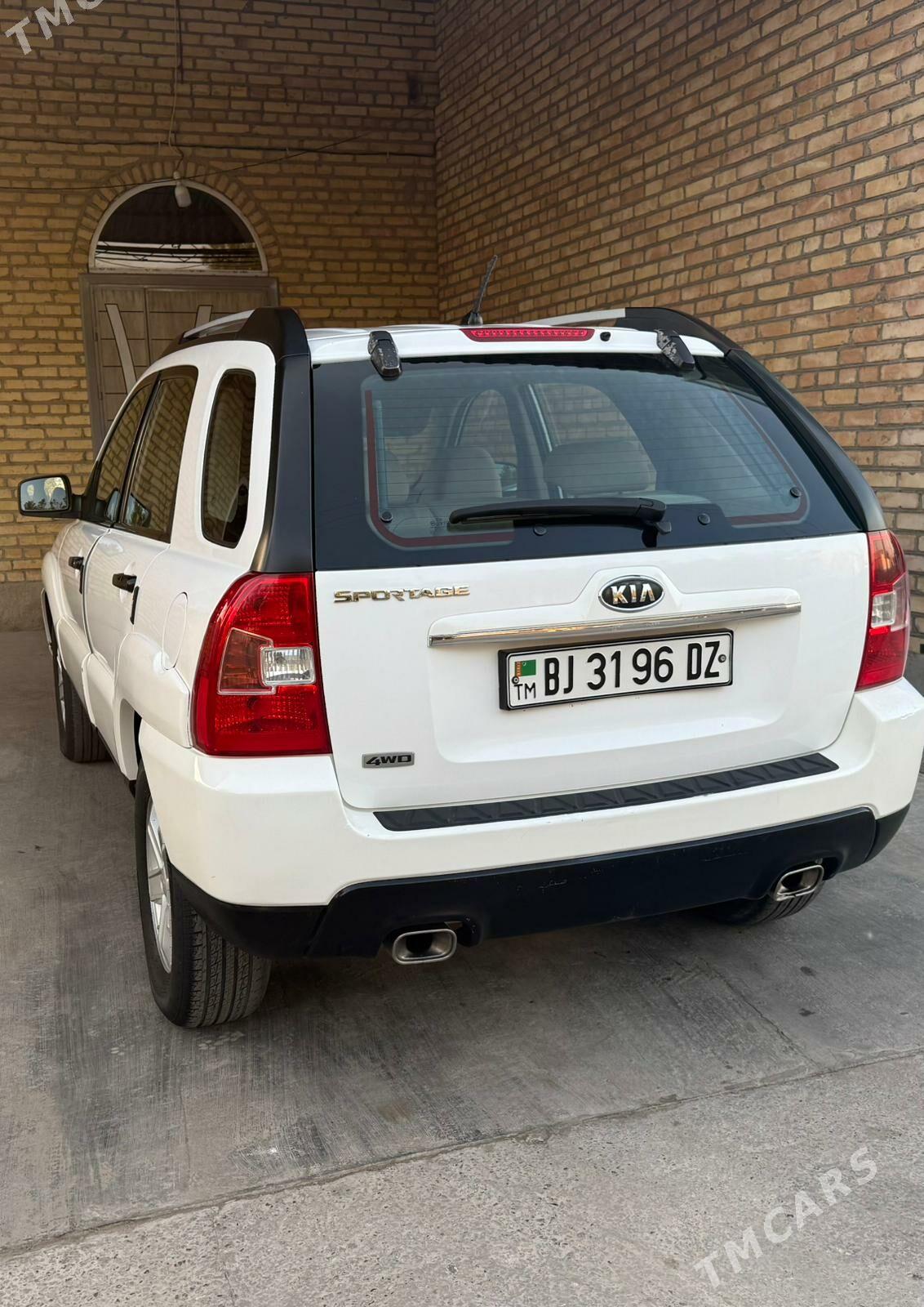 Kia Sportage 2008 - 160 000 TMT - Дянев - img 4