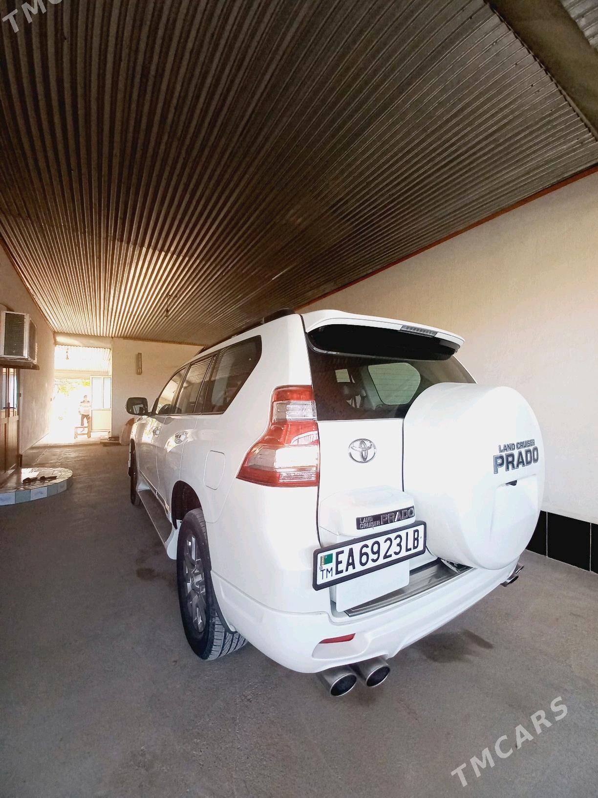 Toyota Land Cruiser Prado 2011 - 500 000 TMT - Magdanly - img 3