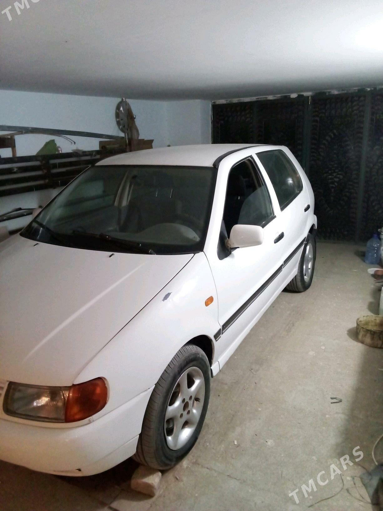 Volkswagen Polo 2000 - 30 000 TMT - Daşoguz - img 2