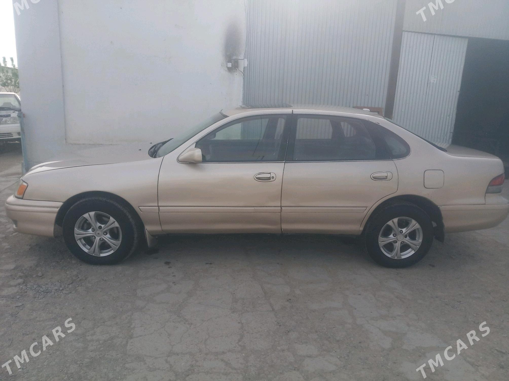 Toyota Avalon 1995 - 105 000 TMT - Sakarçäge - img 4
