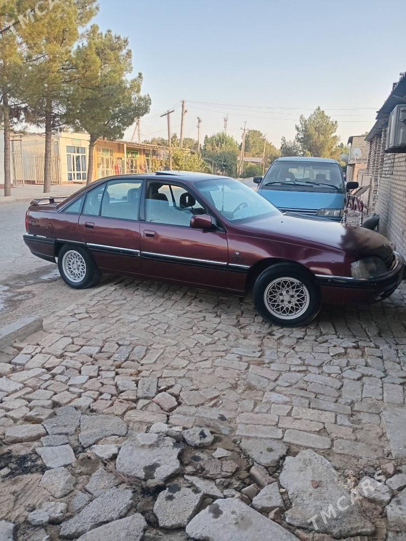 Opel Omega 1992 - 25 000 TMT - Сакар - img 1