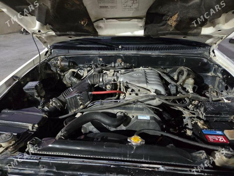 Toyota 4Runner 2001 - 150 000 TMT - Türkmenbaşy - img 7