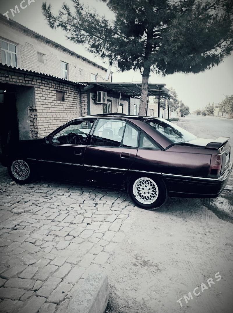 Opel Omega 1992 - 25 000 TMT - Сакар - img 4
