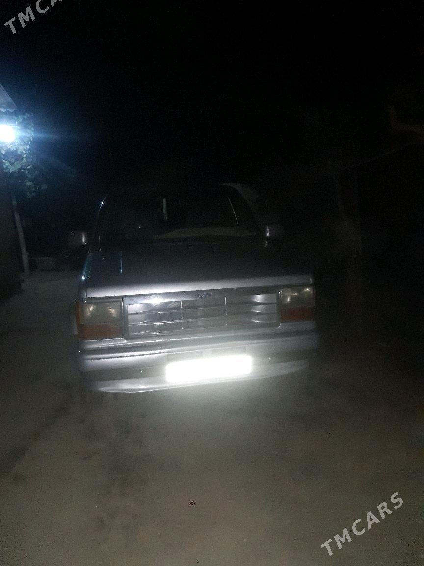 Ford Explorer 1994 - 40 000 TMT - Дянев - img 2