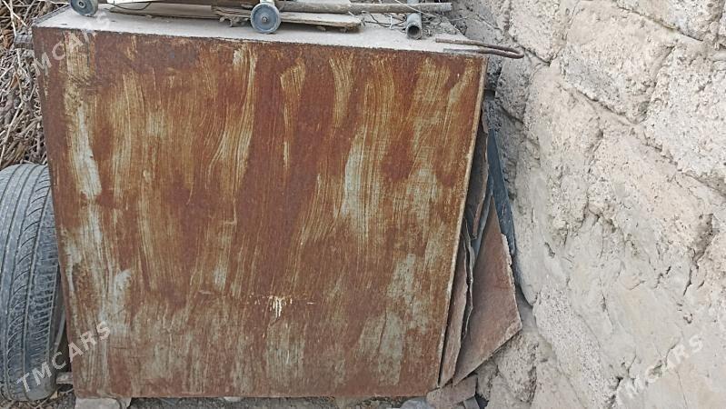 demir boçka 3 tonuk - Бузмеин - img 2