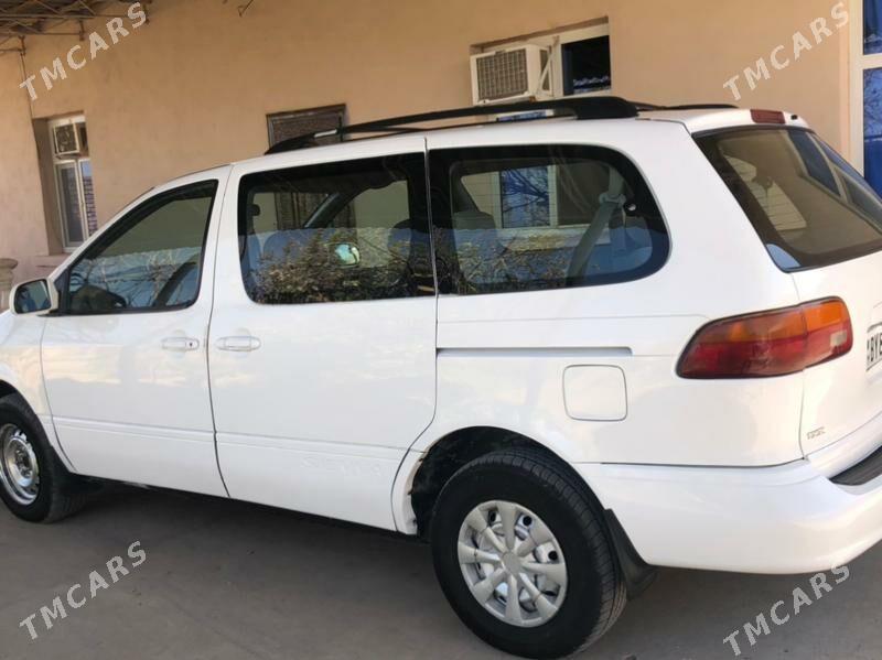 Toyota Sienna 2000 - 150 000 TMT - Тагтабазар - img 5