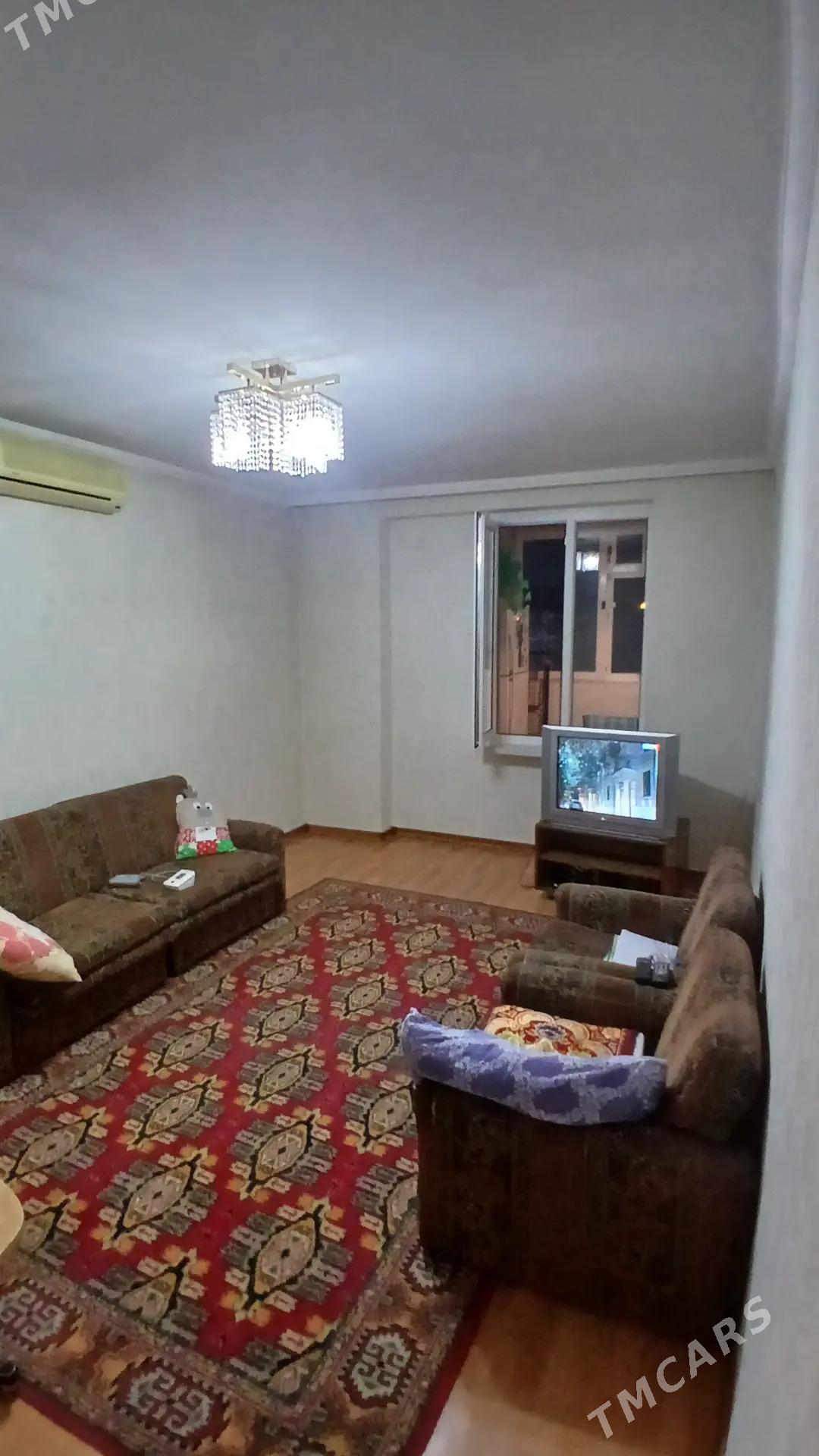 6 мкр 3 этаж 3 комнаты - 6 mkr - img 6